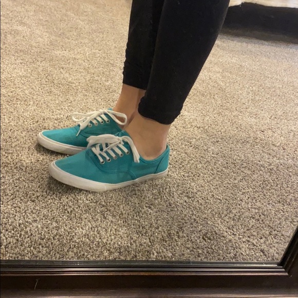 Canvas sneakers - Picture 2 of 3